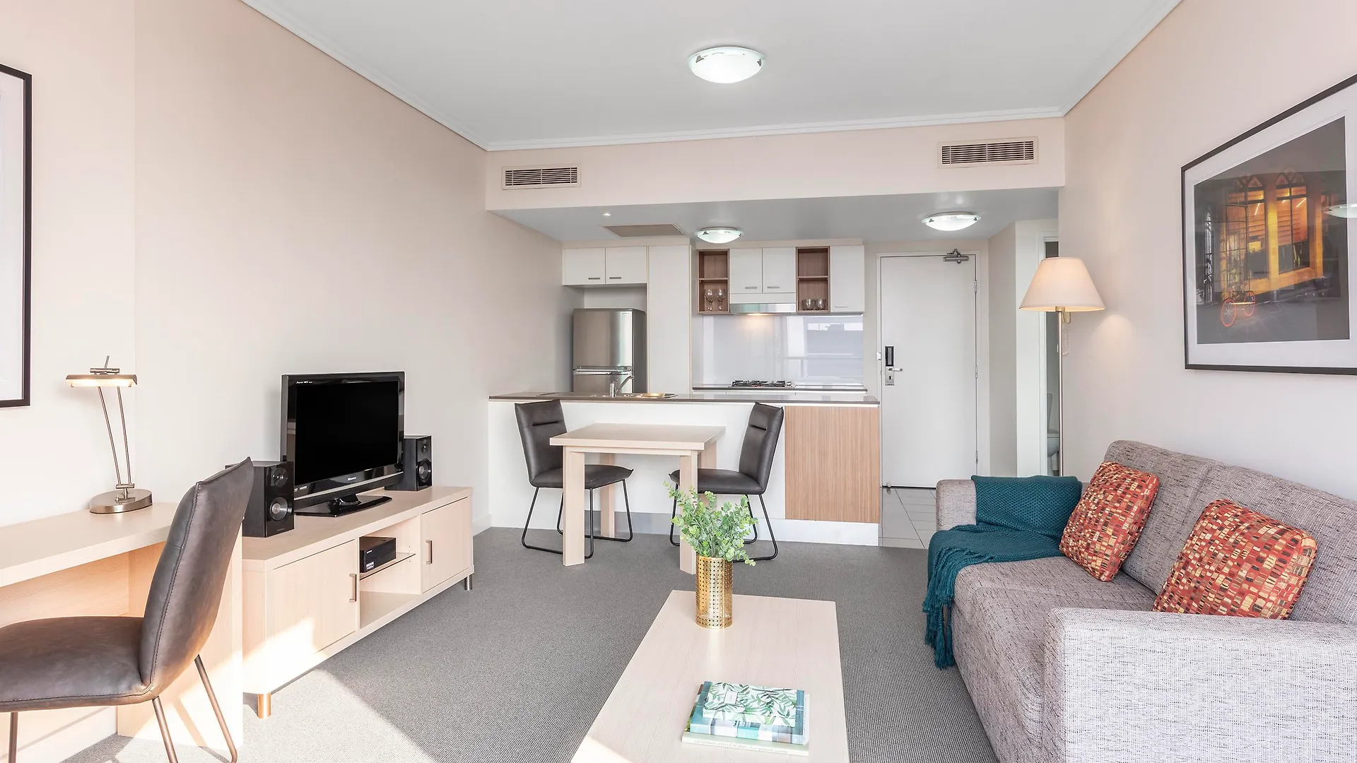 Aparthotel Oaks Brisbane On Charlotte Suites