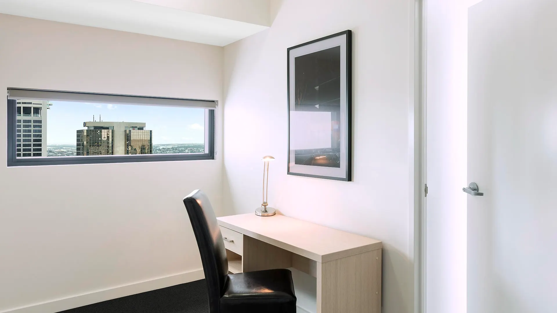 Oaks Brisbane On Charlotte Suites
