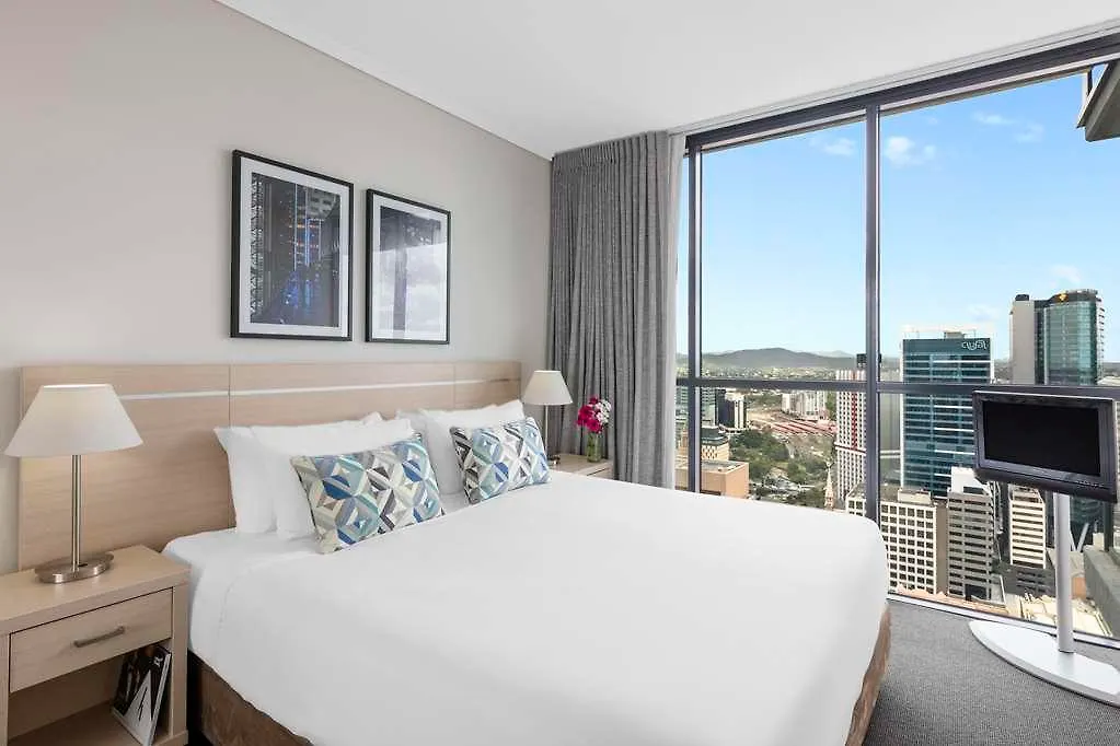 Aparthotel Oaks Brisbane On Charlotte Suites