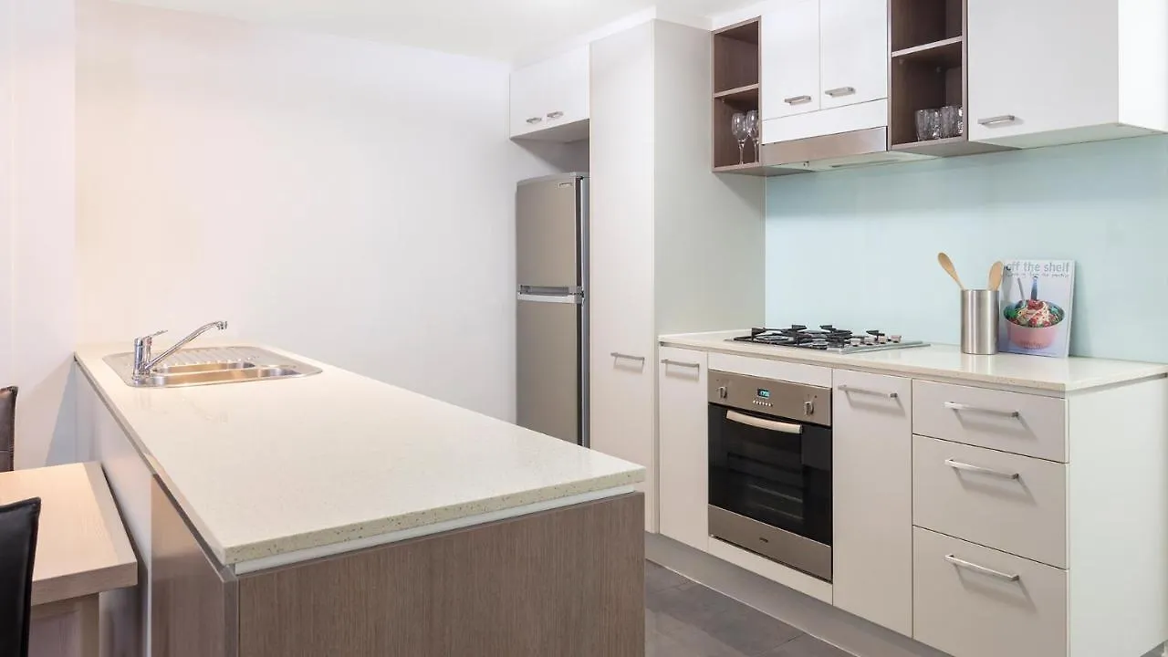 Aparthotel Oaks Brisbane On Charlotte Suites