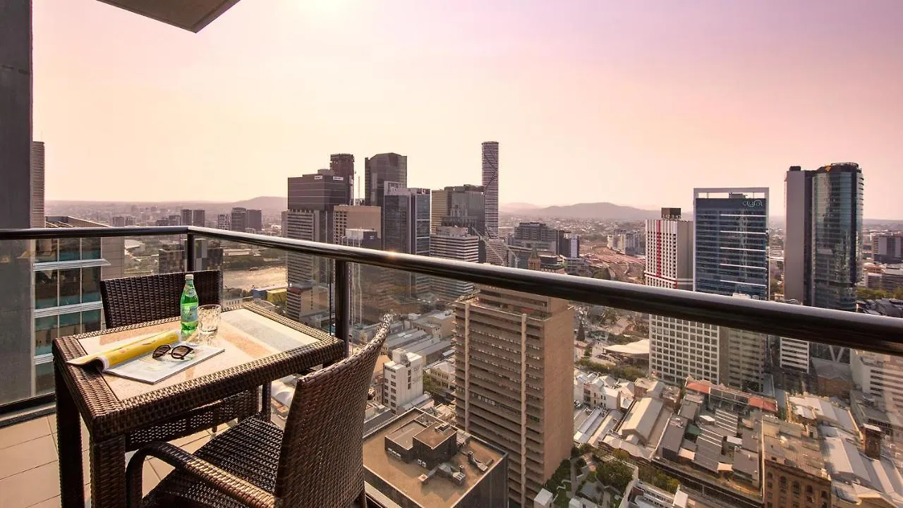 Oaks Brisbane On Charlotte Suites Australia